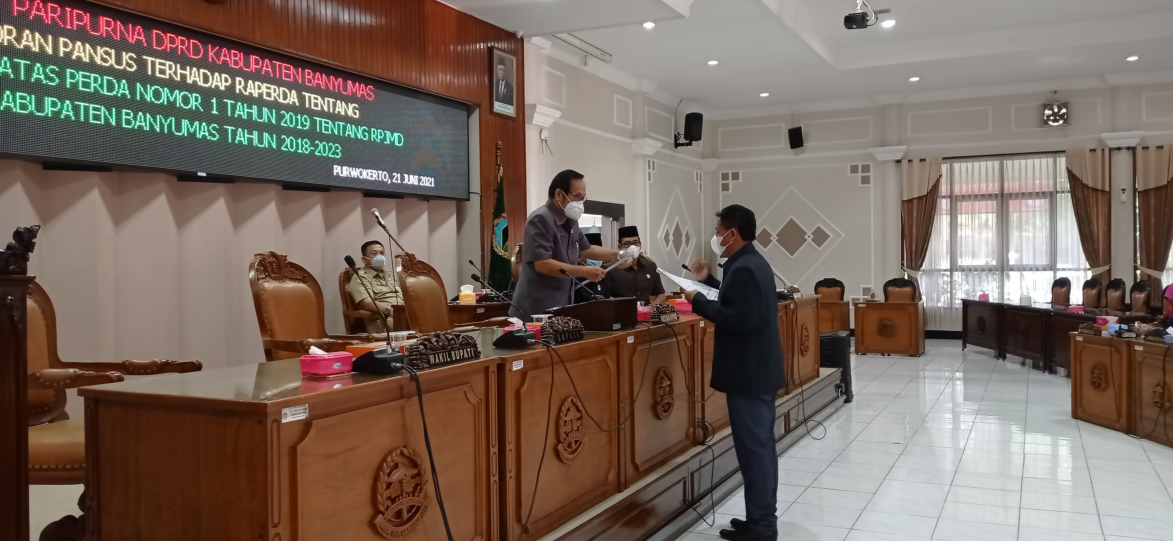 DPRD Kabupaten Banyumas Gelar Rapat Paripurna Laporan Pansus terhadap Raperda tentang RPJMD Tahun 2018-2023